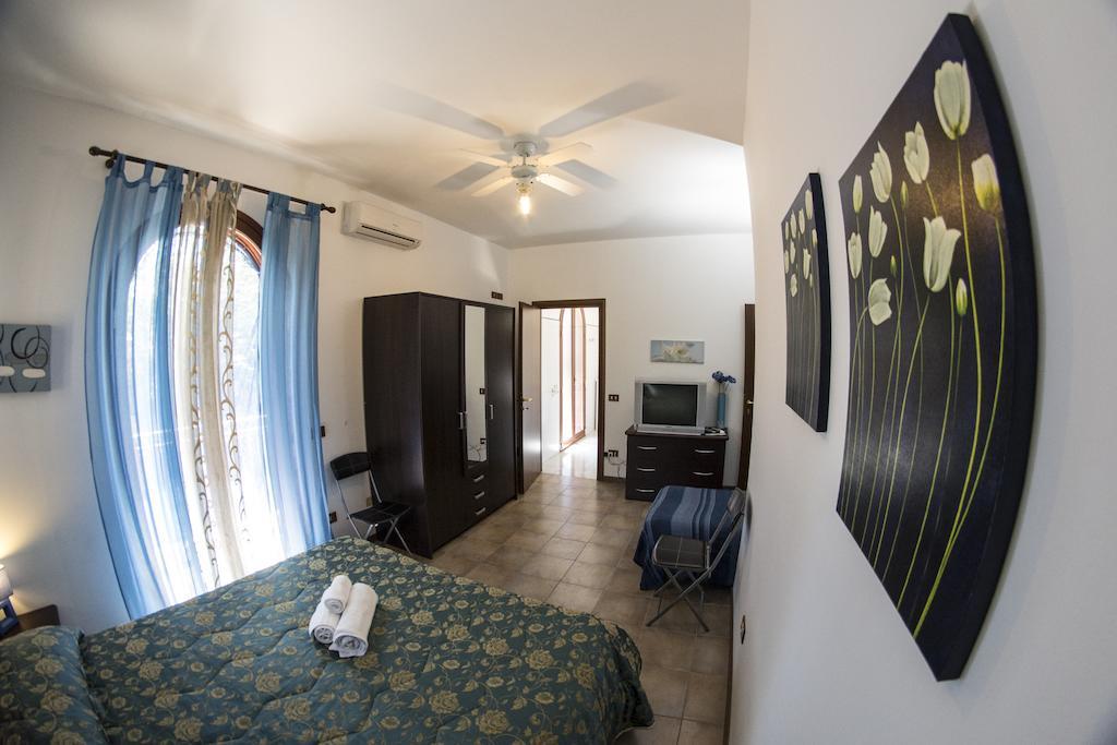 Villa Marysa Studio Apartment Giardini-Naxos Exterior foto